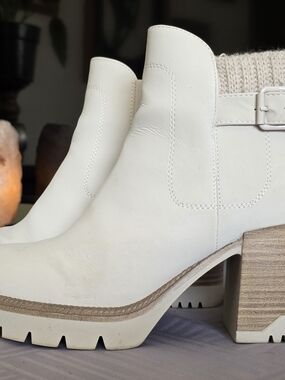 Altar'd State Cream Leather Ankle Booties with Block Heel